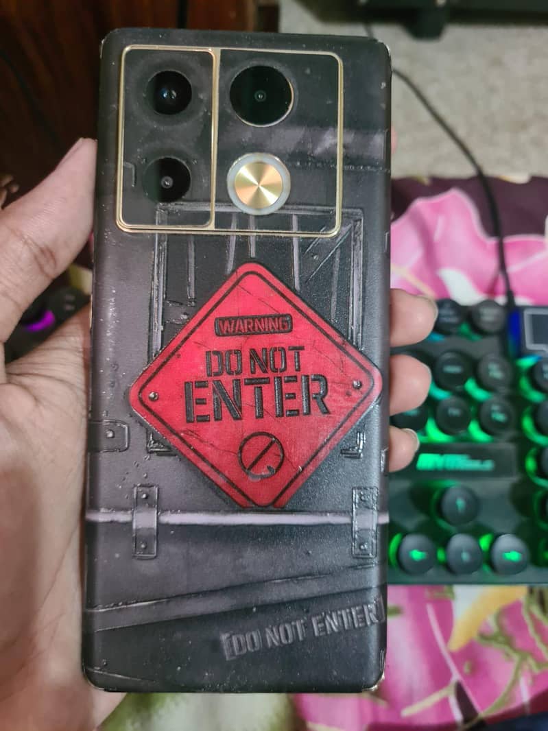 Infinix Note 40 Pro 0