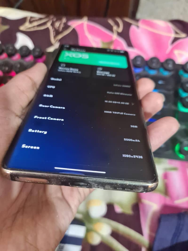 Infinix Note 40 Pro 5