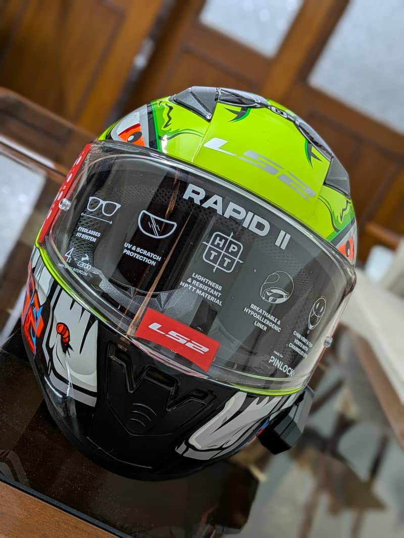 LS2 helmet 1