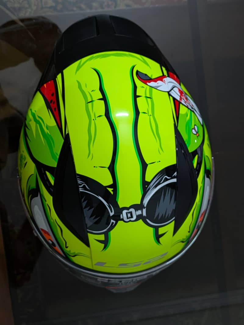 LS2 helmet 2