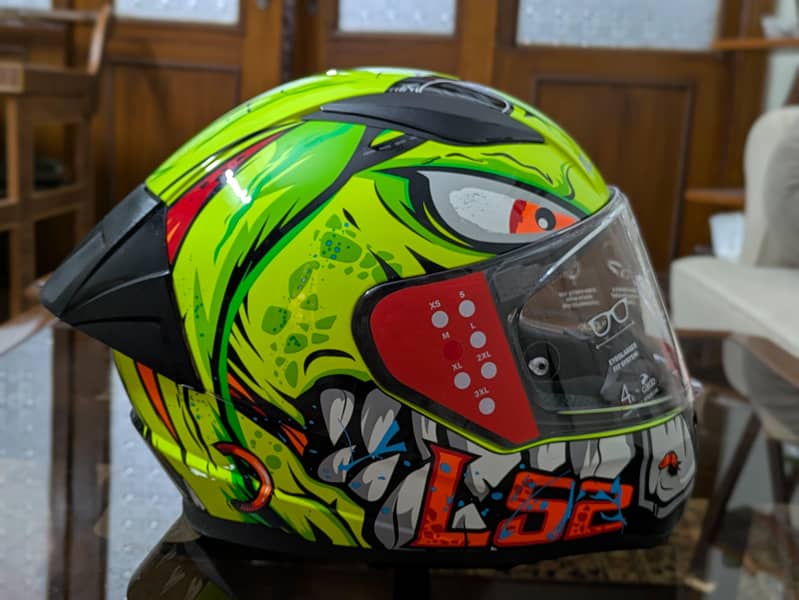 LS2 helmet 4