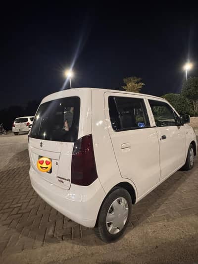 Suzuki wagon R vxl  best condition 16/17 model contact (0333/43/19162)