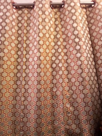 2---- curtains (  gry n marhoon)