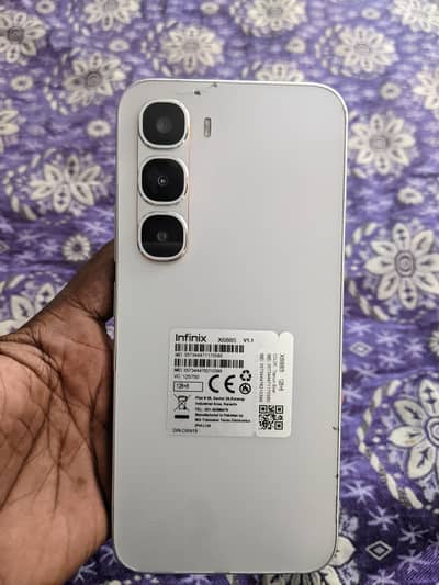 Infinix Hot 60 pro complete box