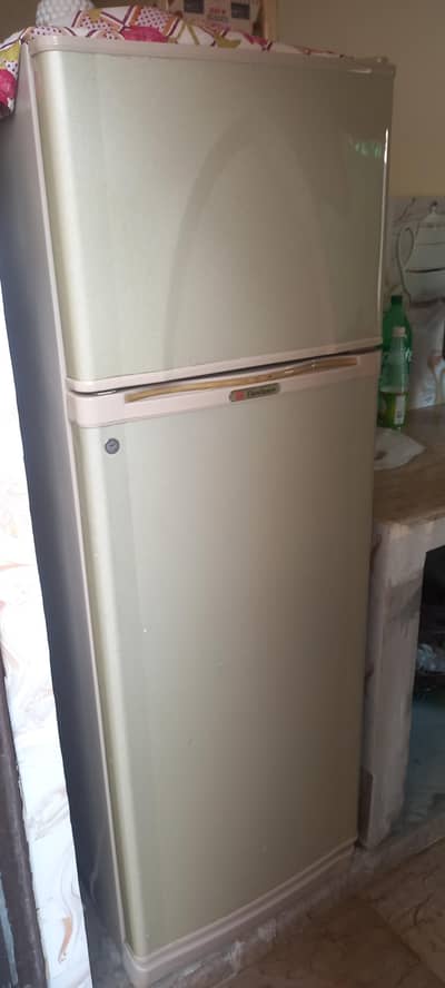 dawlance fridge