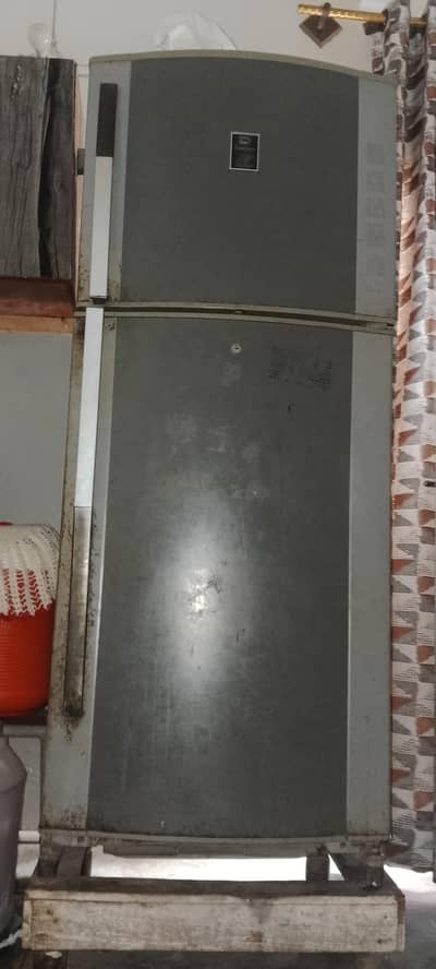 Dawlance refrigerator for sell