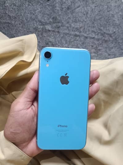 Apple iPhone XR