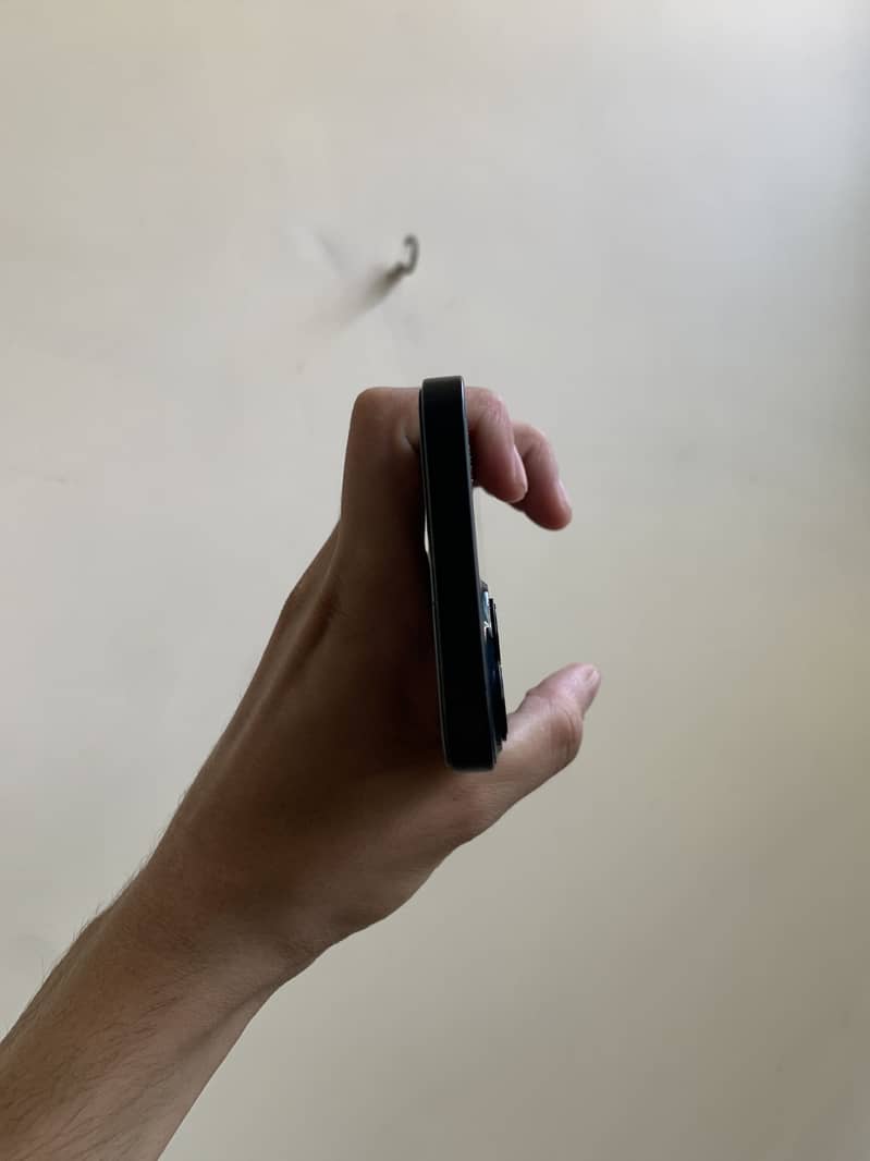 Apple iPhone 13 3