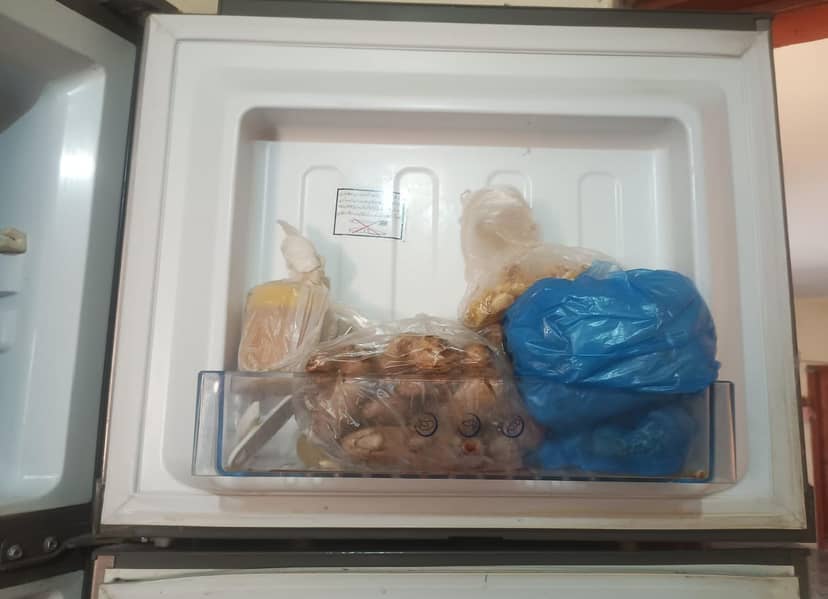 Refrigerator 4