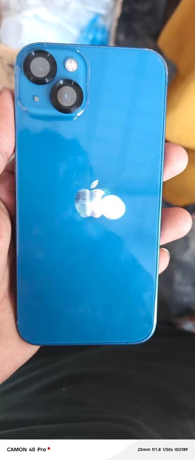 Apple iPhone 13