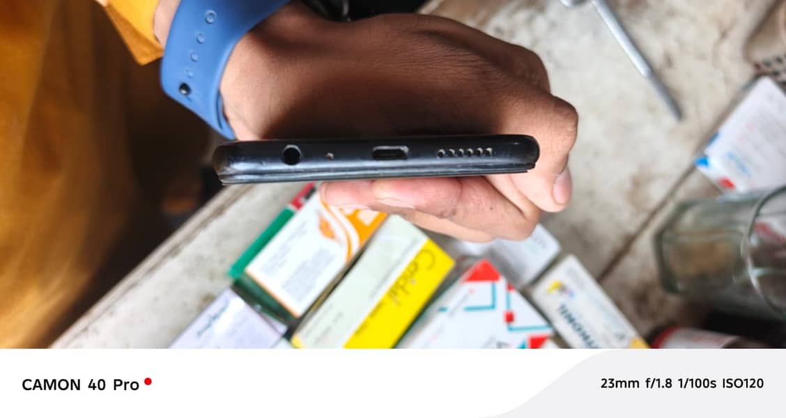 Apple iPhone 13 16