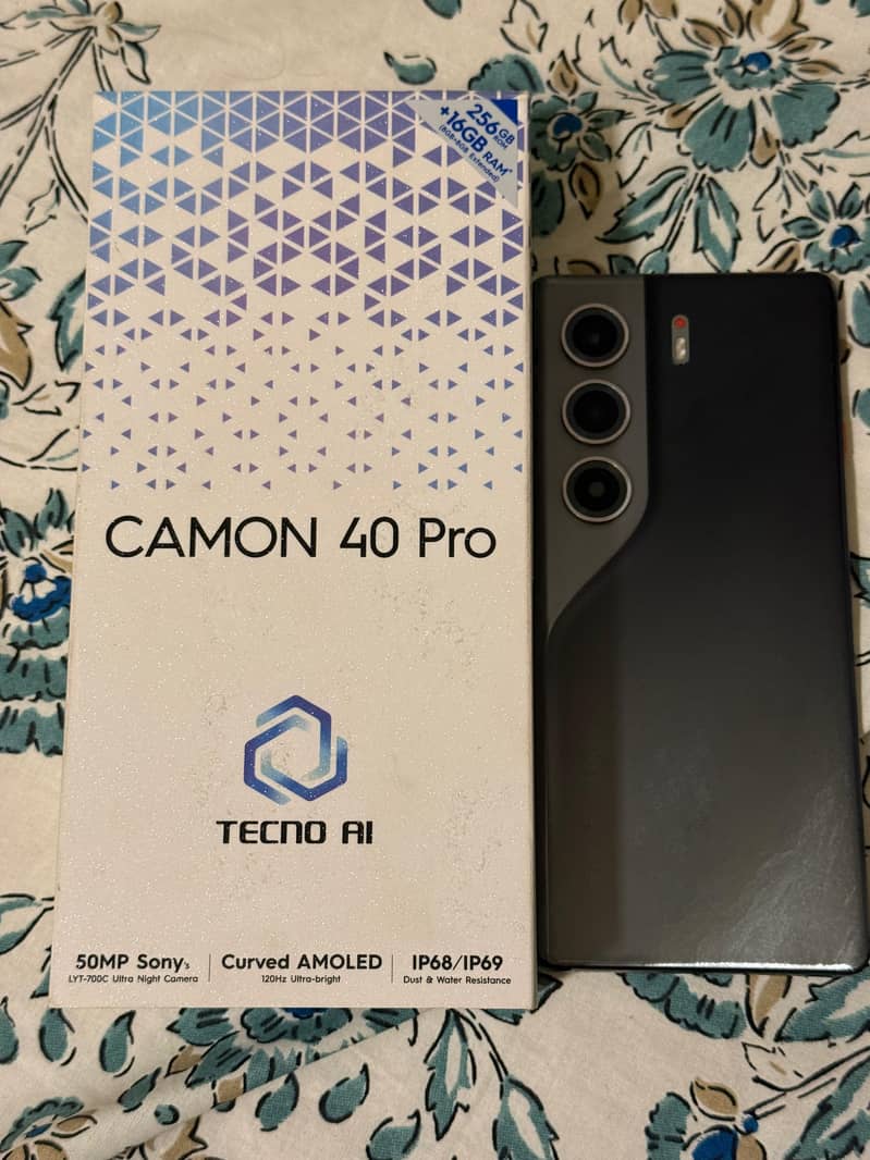 Tecno CAMON 40 Pro 1