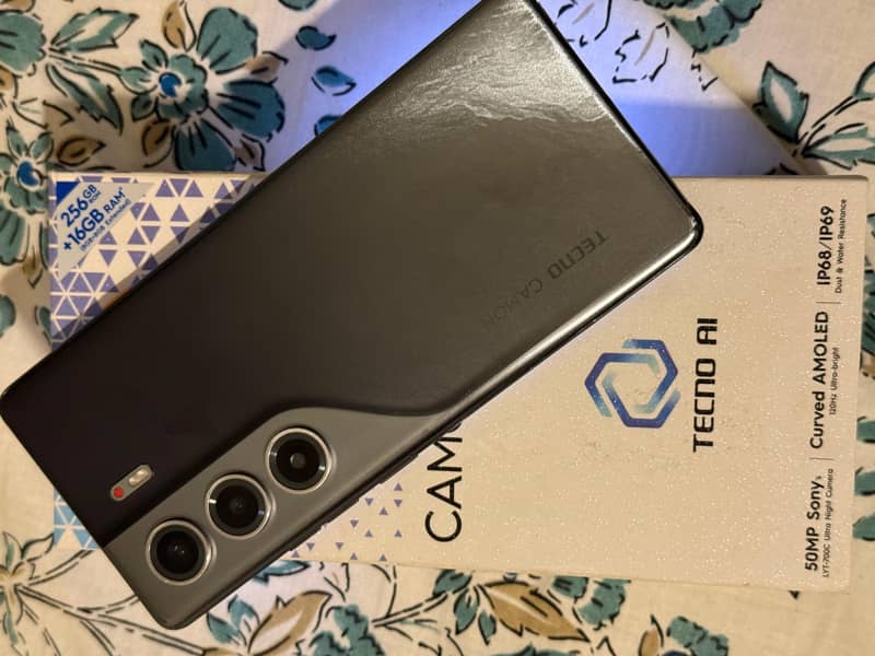 Tecno CAMON 40 Pro 2