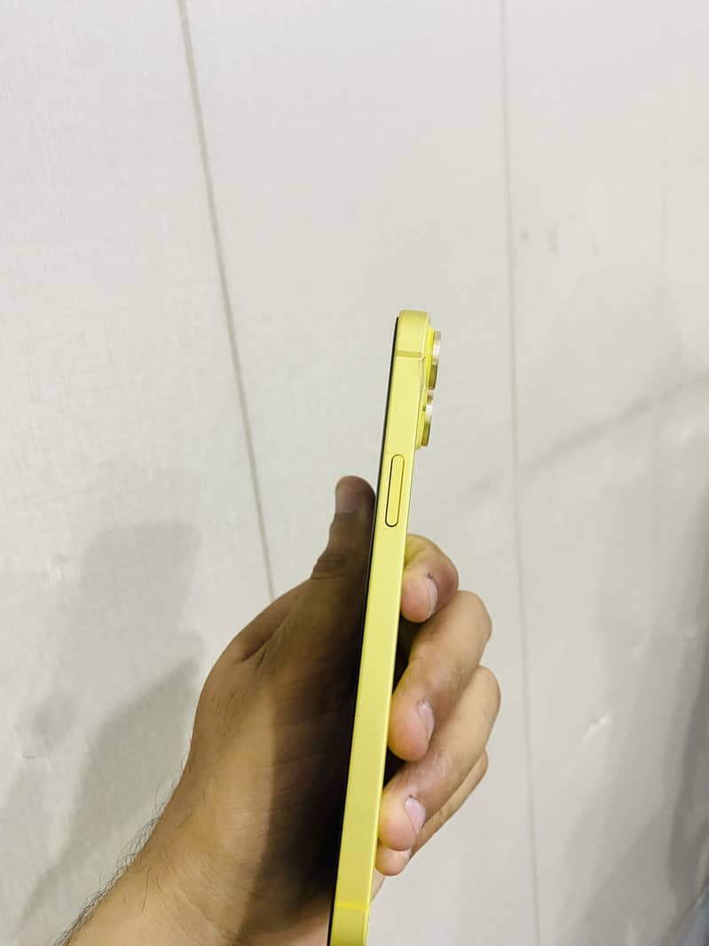 Apple iPhone 14 plus 4