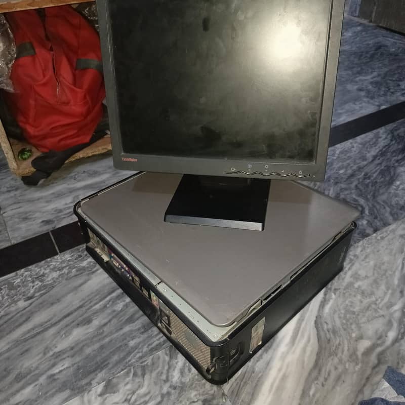 Pc and Lcd 6