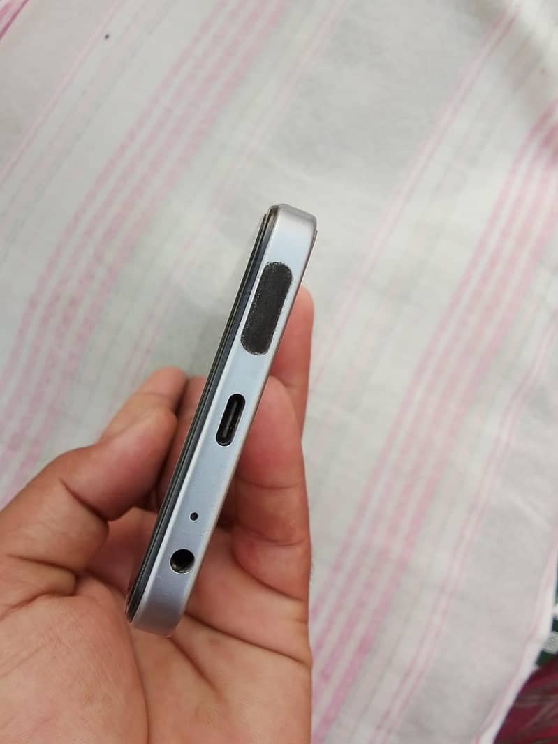 techno spark 40c 1