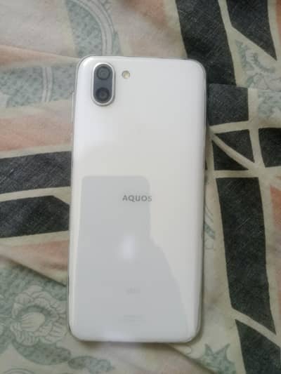 Sharp Aquos R2 snapdragon 845 official pta approved reasonable price
