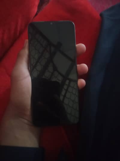 Mobil all ok ha bas finger Kam nhi Karti our iski kasing new Dala gi b