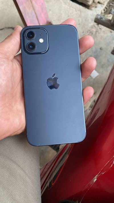 IPHONE 12