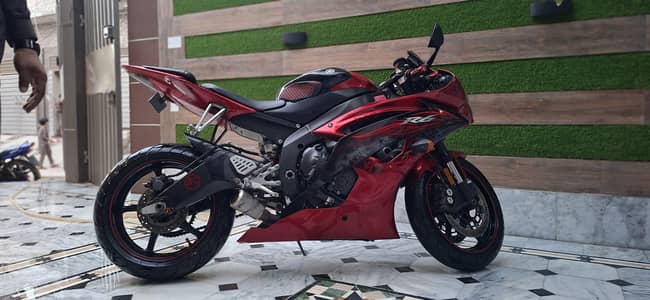 YAMAHA R6 SKULL EDITION 2011 model 13 import