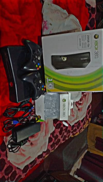 Xbox 360 slim 250GB dual wireless controller and 68 games