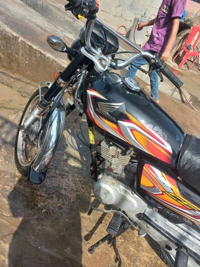 Honda 125 2022