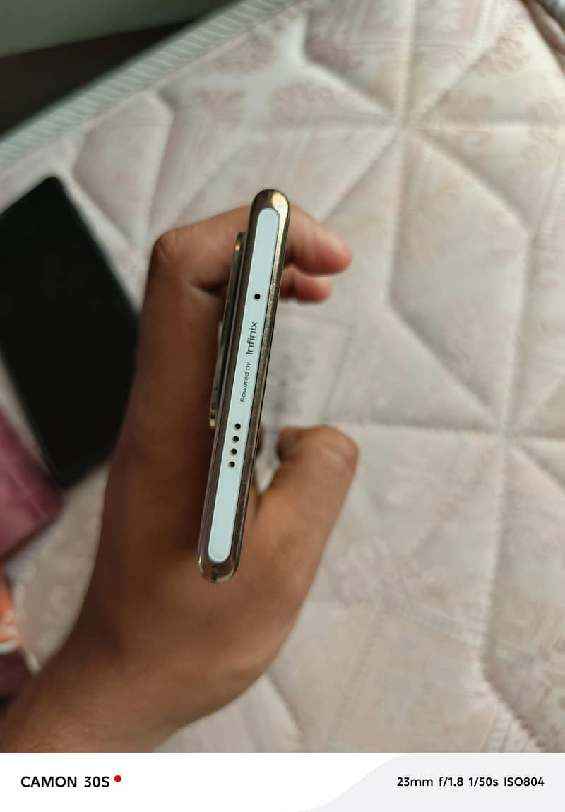 Infinix Zero 30 2