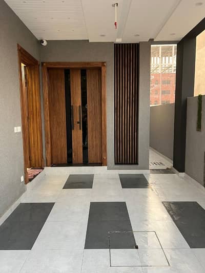 5 Marla Brand New House For Rent