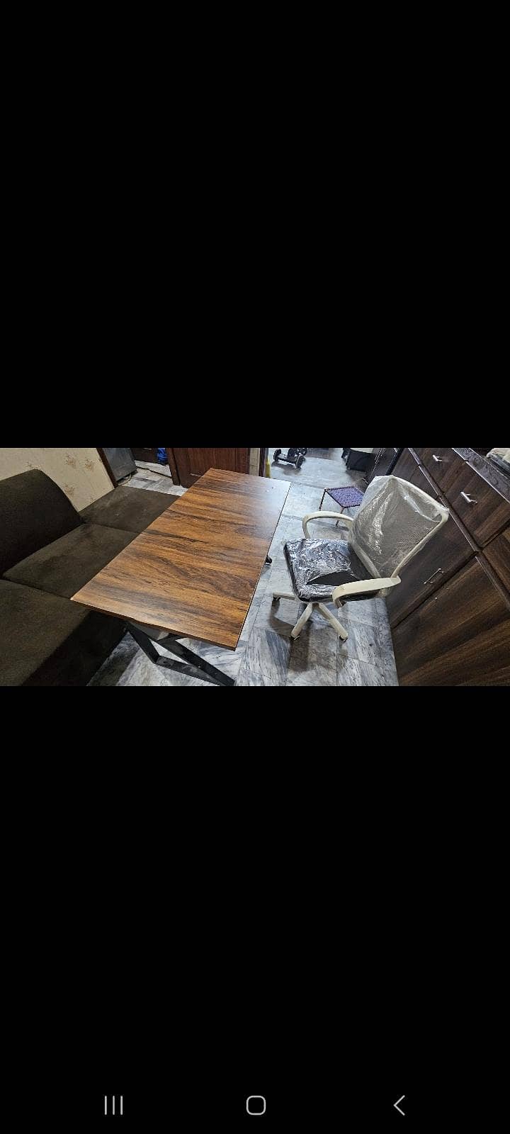 computer table with chair 0