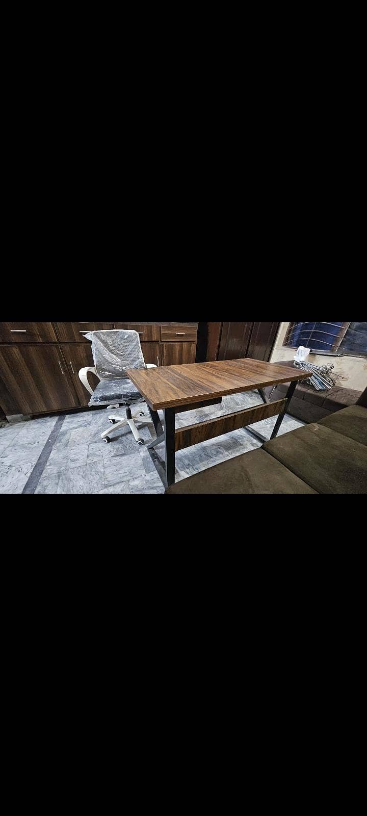 computer table with chair 2