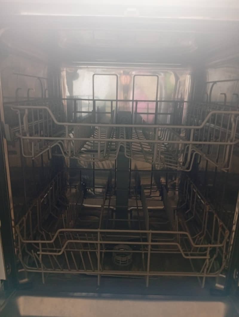 Dishwasher 1