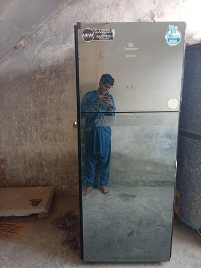 full size dawlance inverter reflection frig urgent sale