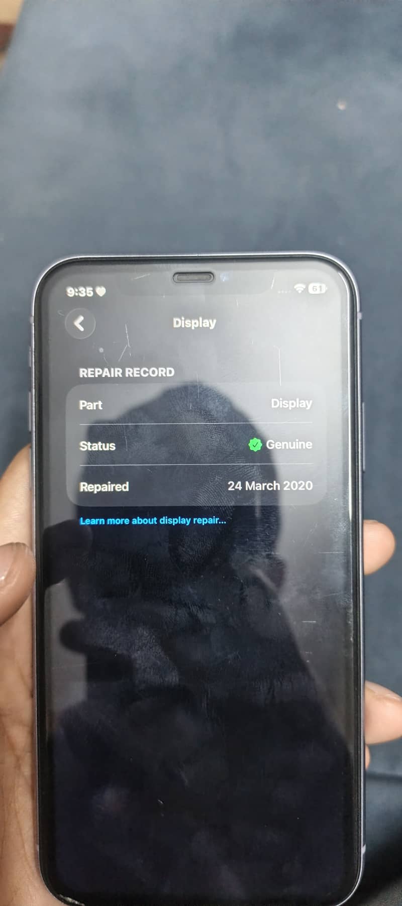 Apple iPhone 11 4