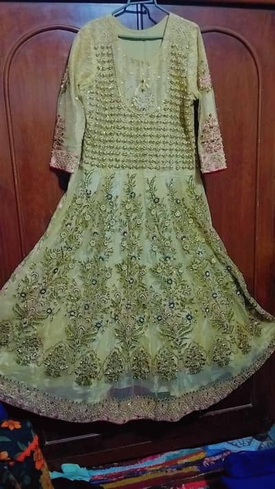 bridal suit for Barat with matching jewelry