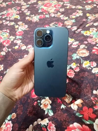 Apple iPhone 15 Pro Max