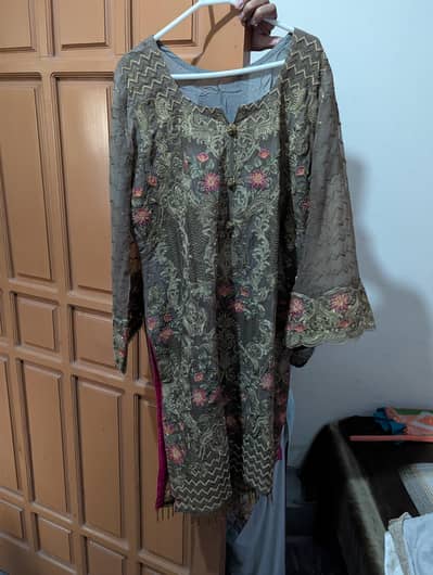 suit for weddings