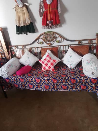 sofa bed derasing without metris
