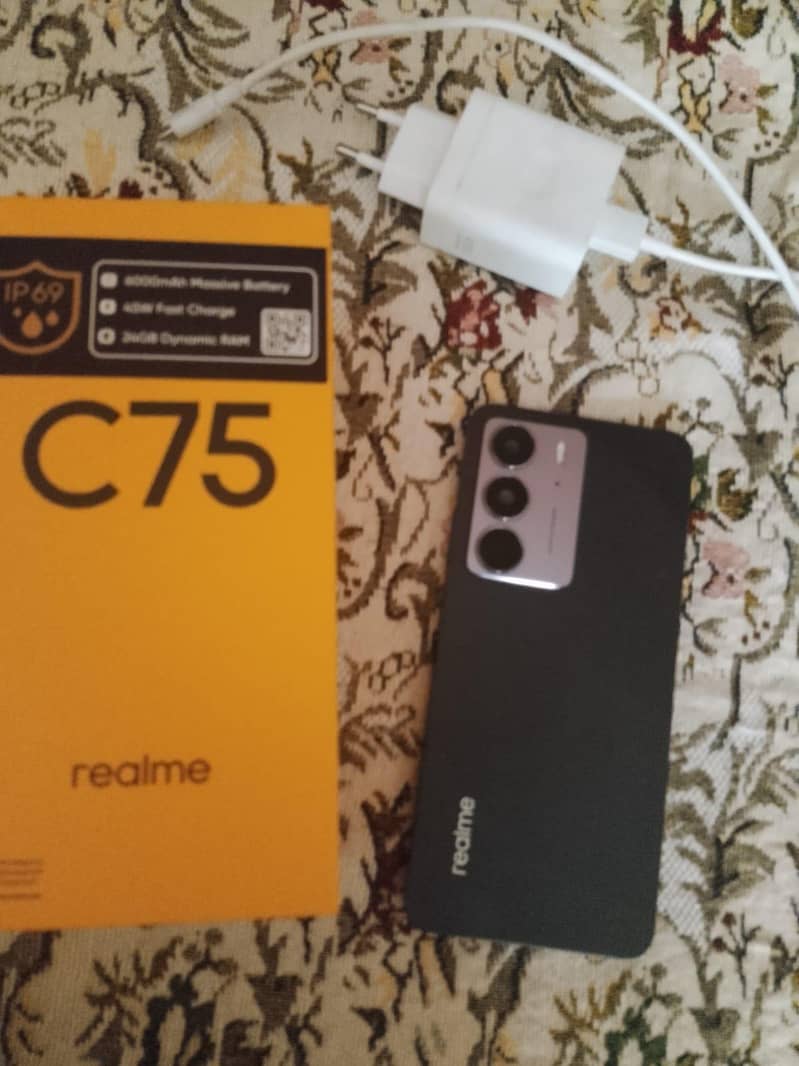 Realme C75 4