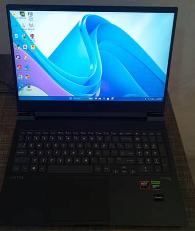 HP VICTUS 16 - Ryzen 7 8845HS | RTX 4070 8GB 16GB DDR5 RAM 512GB NVMe