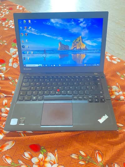 Lenovo Thinkpad i5 4th Gen