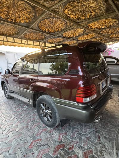 Toyota Land Cruiser 2001