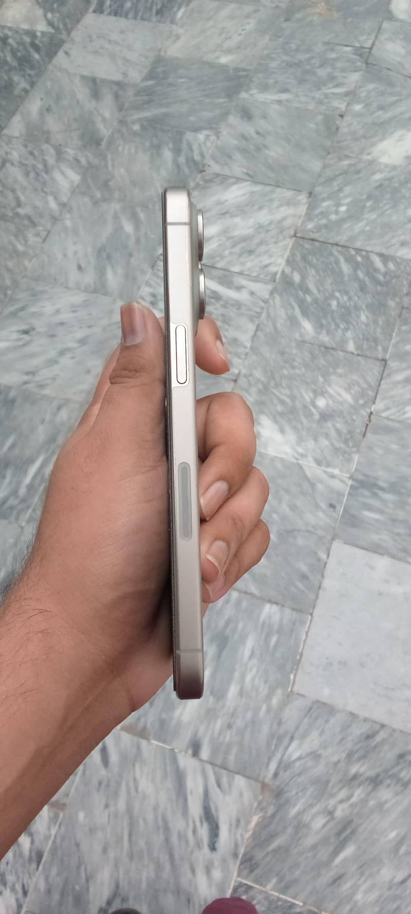 iPhone 15 pro max 3