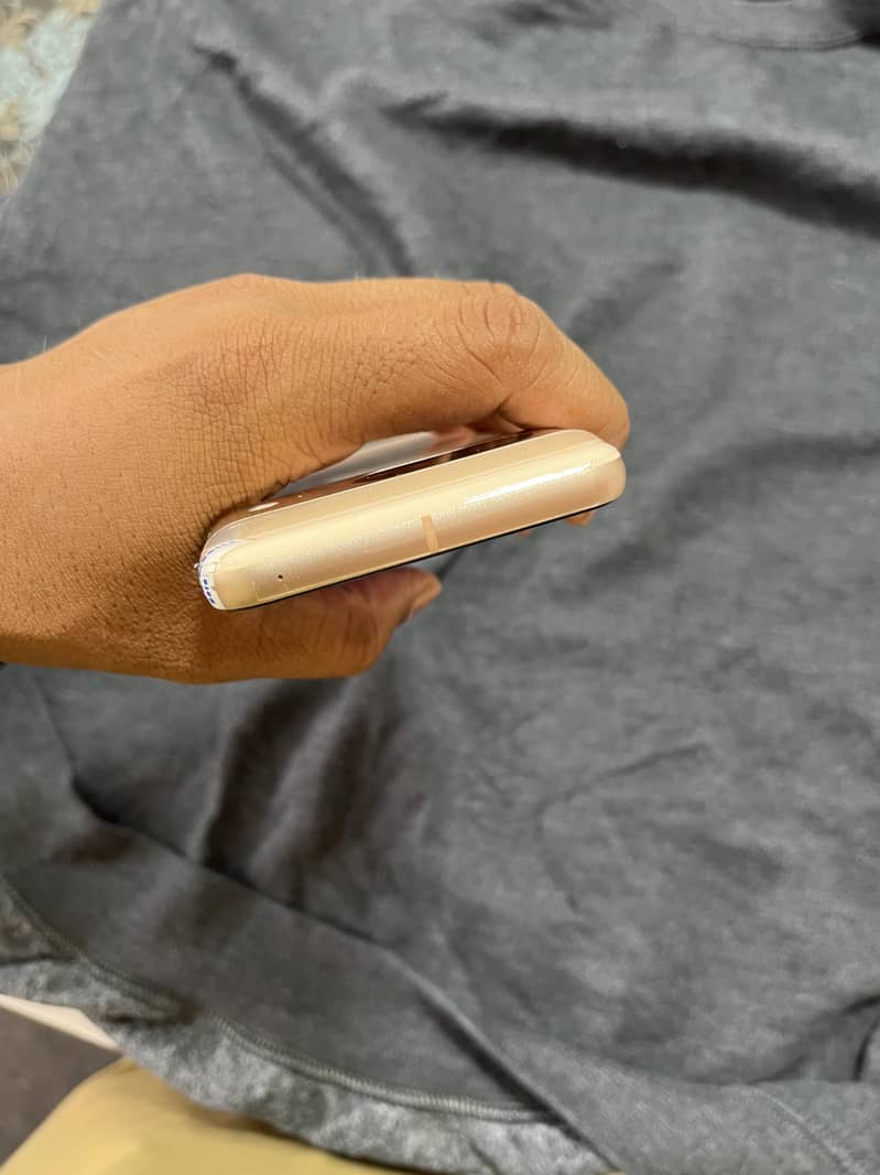 Google Pixel 8 2