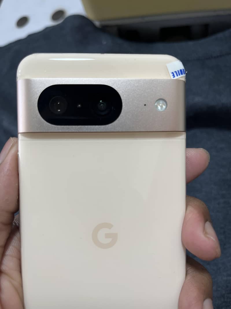 Google Pixel 8 3