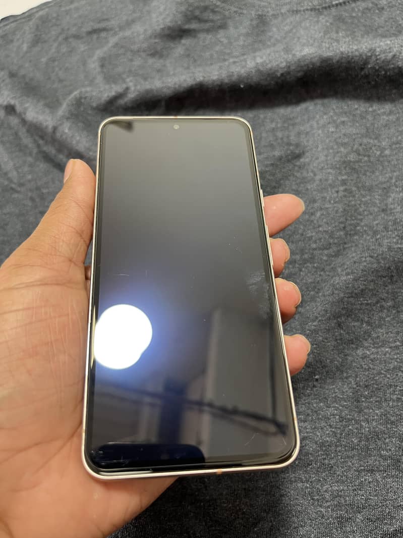 Google Pixel 8 7