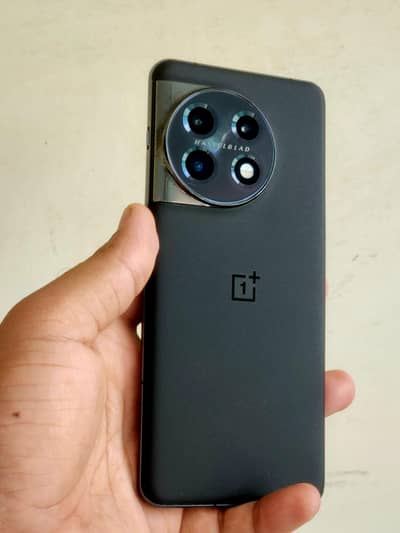 One Plus 11 official PTA approved 16 / 256Gb clear