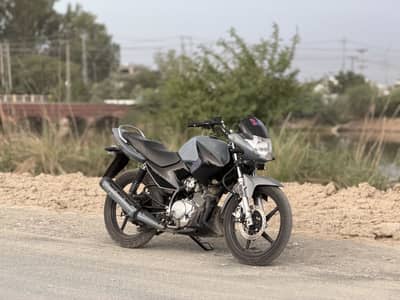 Yamaha ybr125 esd 2025