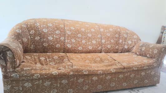 5 seater sofa condition pic ma dakh lain