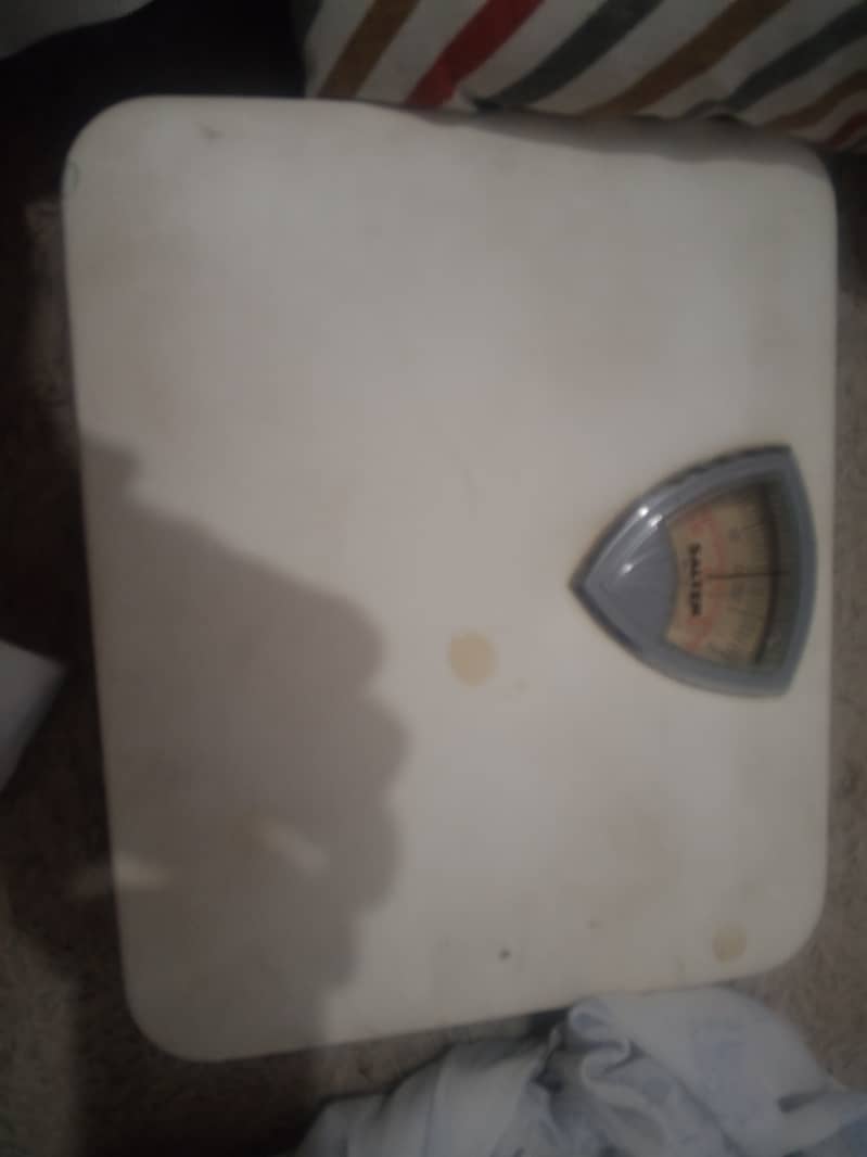 Weight scale 1