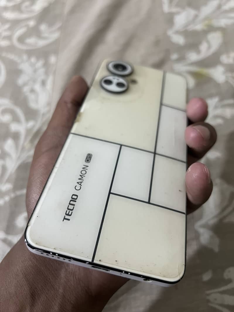 Tecno camon 19 pro 4